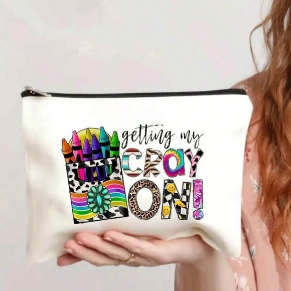 Getting My CrayOn Makeup Travel Bag - Picture 2 of 5